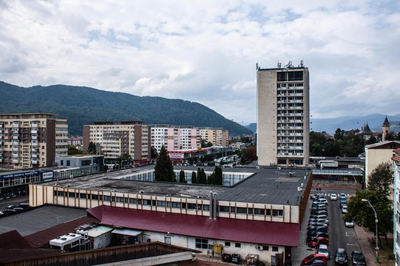 Eurocomfort Apartments Piatra Neamţ Exteriör bild