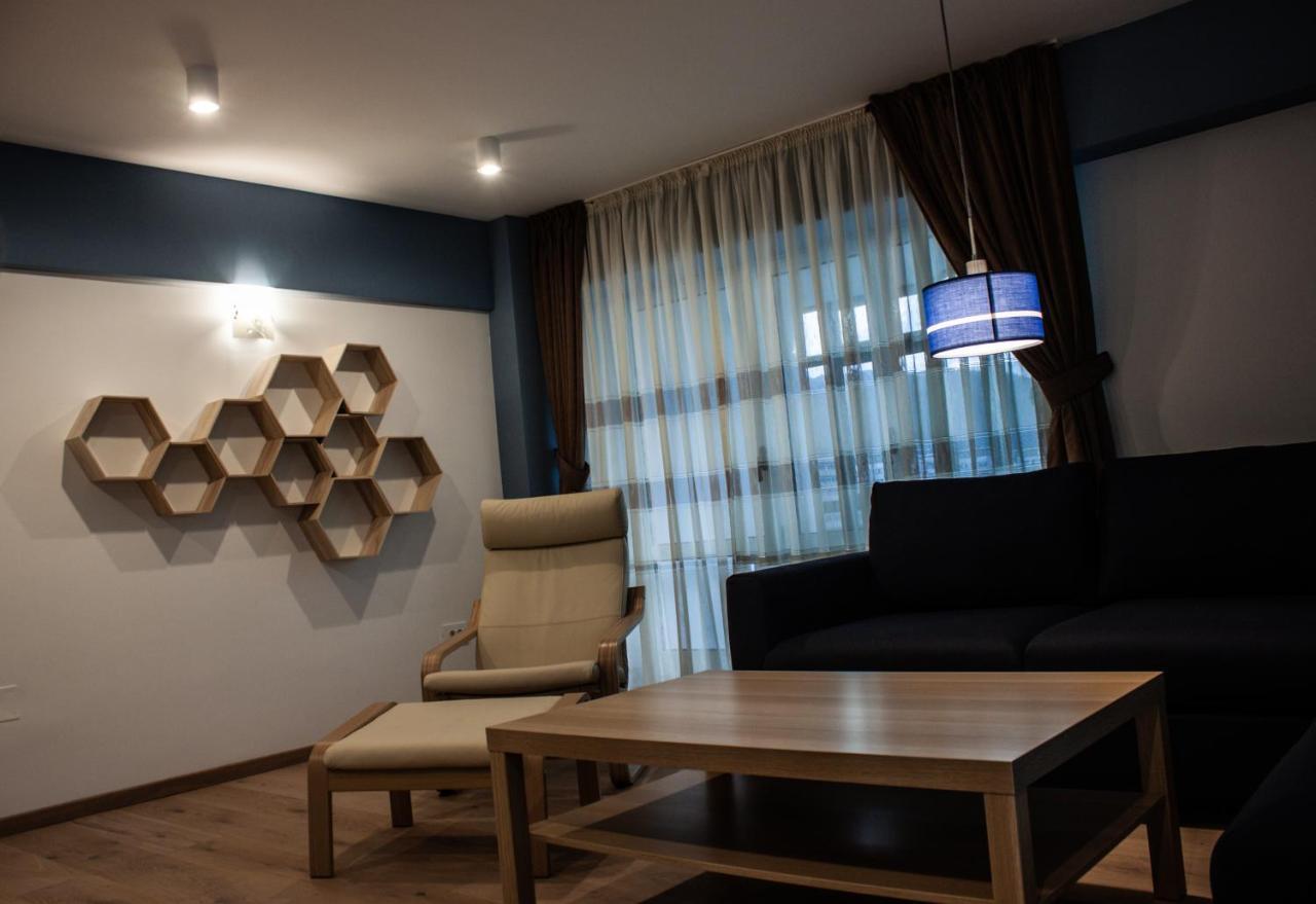Eurocomfort Apartments Piatra Neamţ Exteriör bild