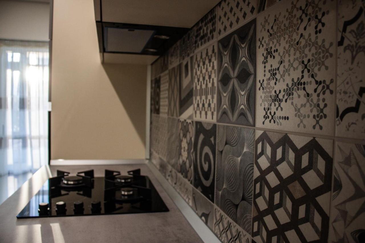 Eurocomfort Apartments Piatra Neamţ Exteriör bild