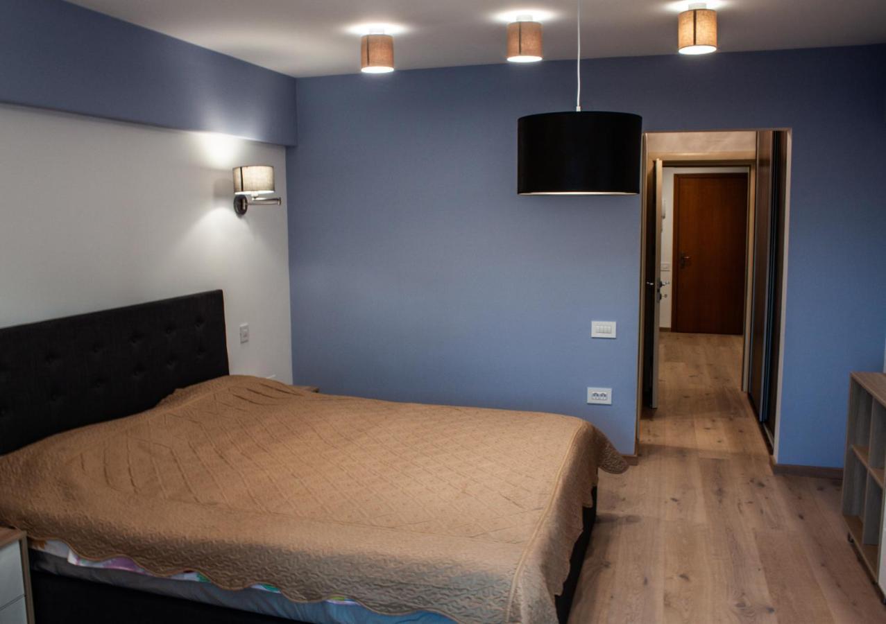 Eurocomfort Apartments Piatra Neamţ Exteriör bild